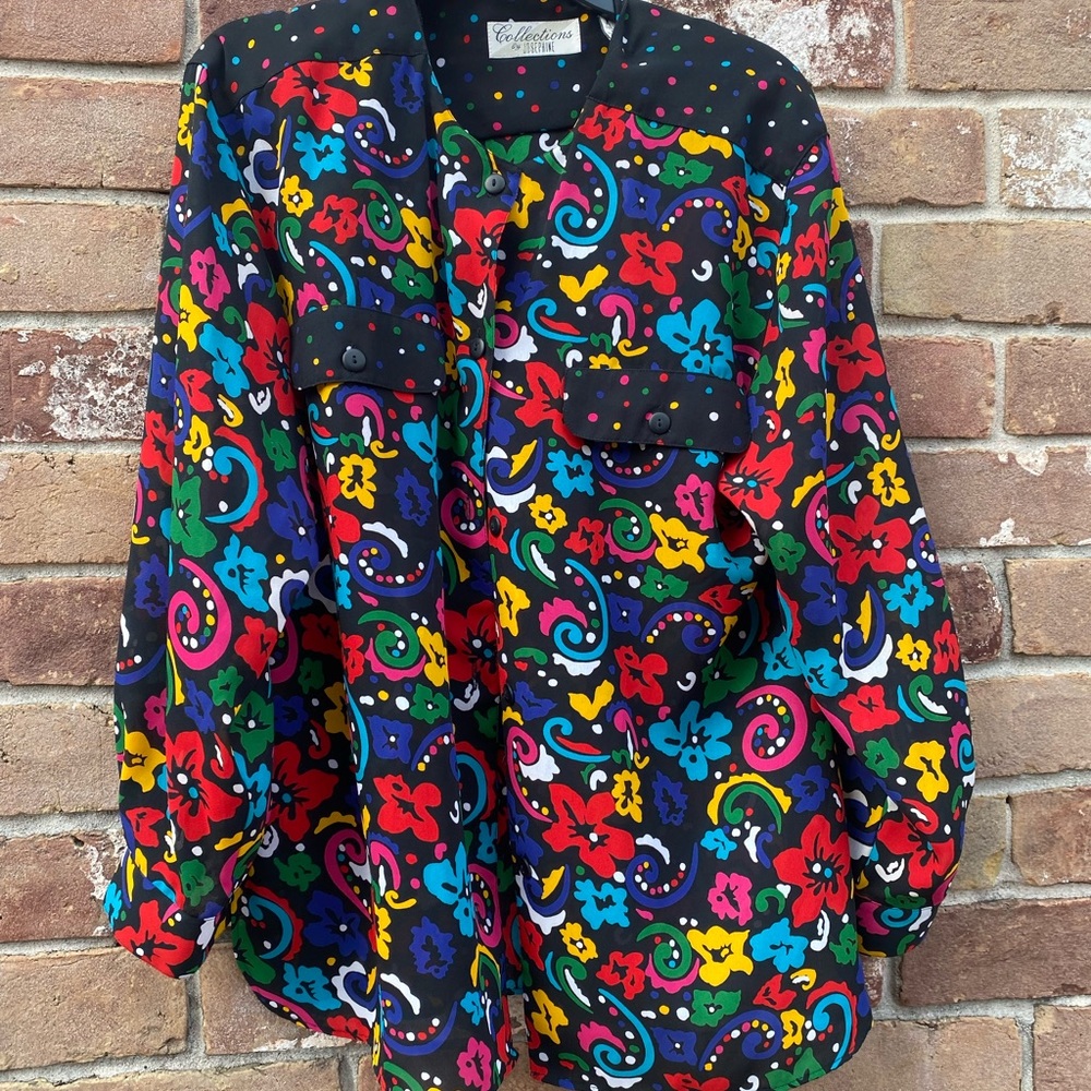Collections by Josephine. Vintage button-up blouse. Flowers/ polka dots. Size 14